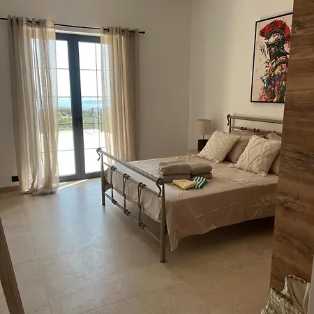 Villa Petite Lily Fternon